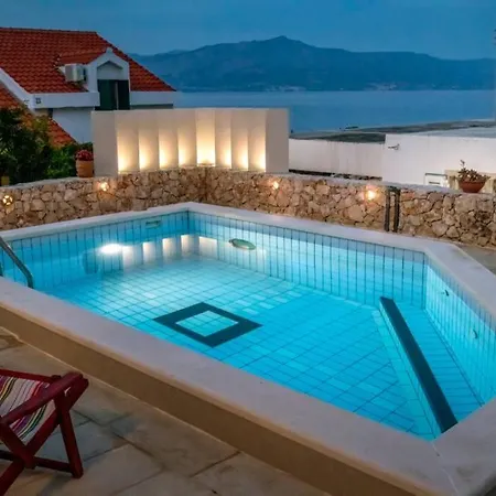 Holiday home House With Pool-splitska *