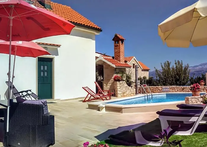 House With Pool-splitska * 斯普利特卡